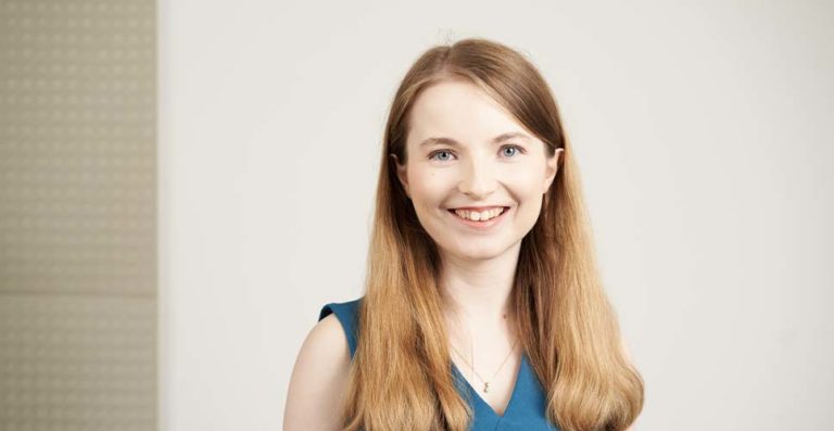 Sarah Zarywacz - Header Image