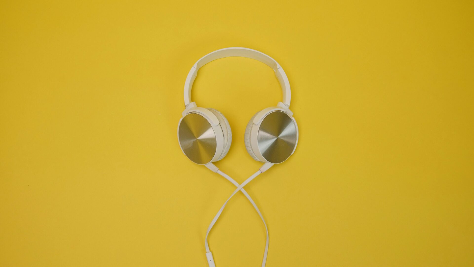How to be a good listener - Header Image